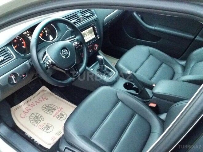 Volkswagen Jetta 2016, 19,998 km - 1.8 l - Bakı