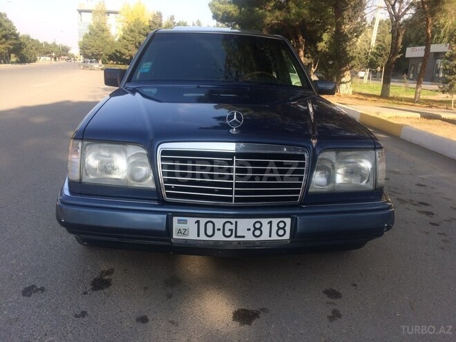 Mercedes E 220 1993, 251,041 km - 2.2 л - Sumqayıt