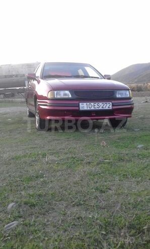 Volkswagen Polo 1995, 268,617 km - 1.6 л - Qax