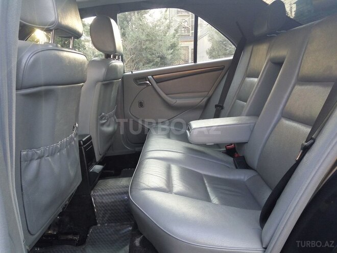 Mercedes C 200 2000, 190,000 km - 2.0 l - Bakı