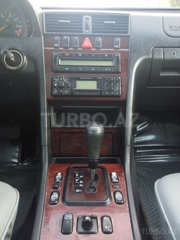 Mercedes C 200 2000, 190,000 km - 2.0 l - Bakı