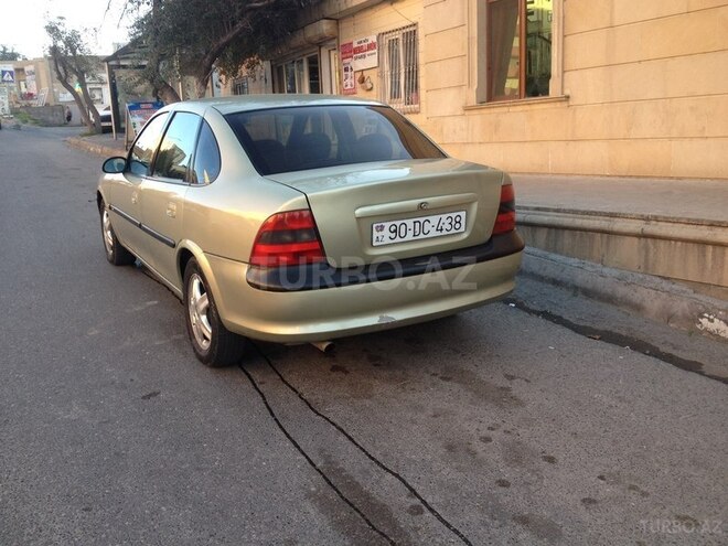 Opel Vectra 1996, 231,400 km - 1.6 л - Bakı