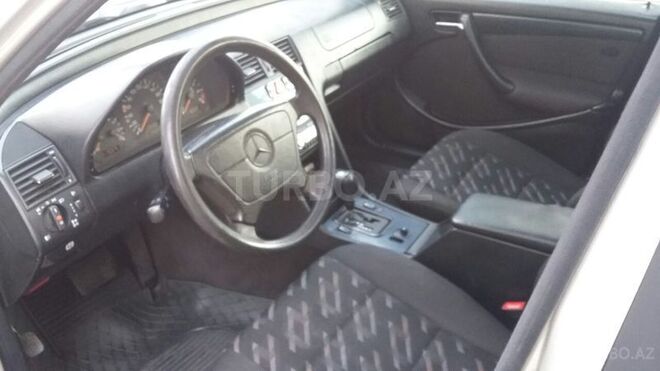 Mercedes C 180 1998, 320,000 km - 1.8 л - Bakı