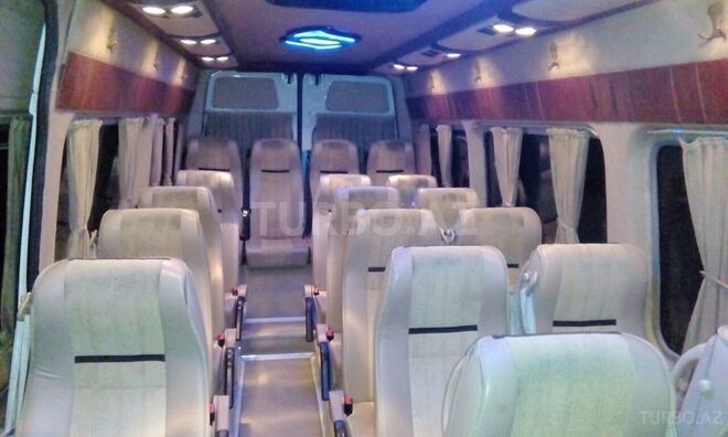 Mercedes Sprinter 515 2008, 300,000 km - 2.9 l - Neftçala