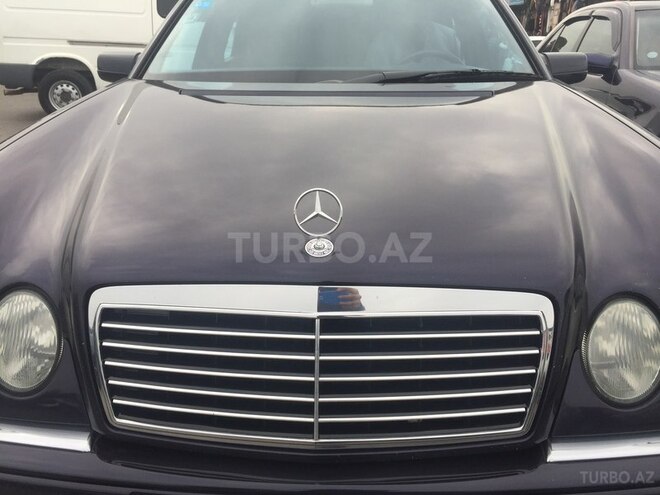 Mercedes E 240 1998, 216,000 km - 2.4 l - Bakı