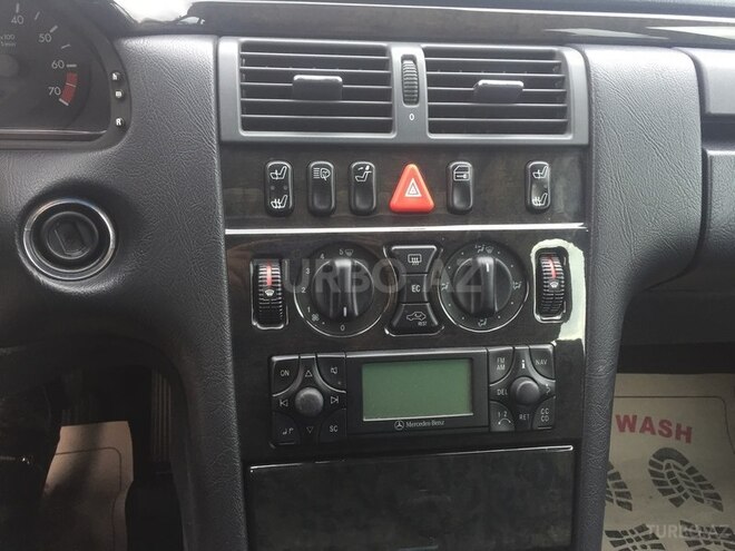 Mercedes E 240 1998, 216,000 km - 2.4 l - Bakı