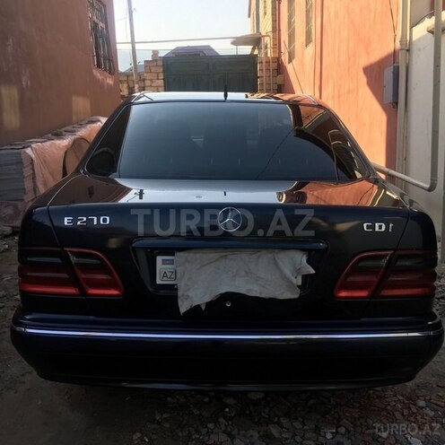 Mercedes E 270 2000, 285,678 km - 2.7 l - Bakı