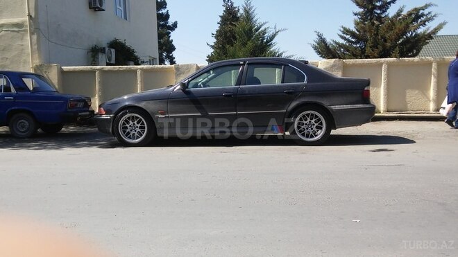 BMW 523 1997, 264,500 km - 2.5 л - Şəki