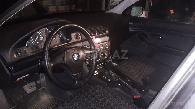 BMW 523 1997, 264,500 km - 2.5 л - Şəki