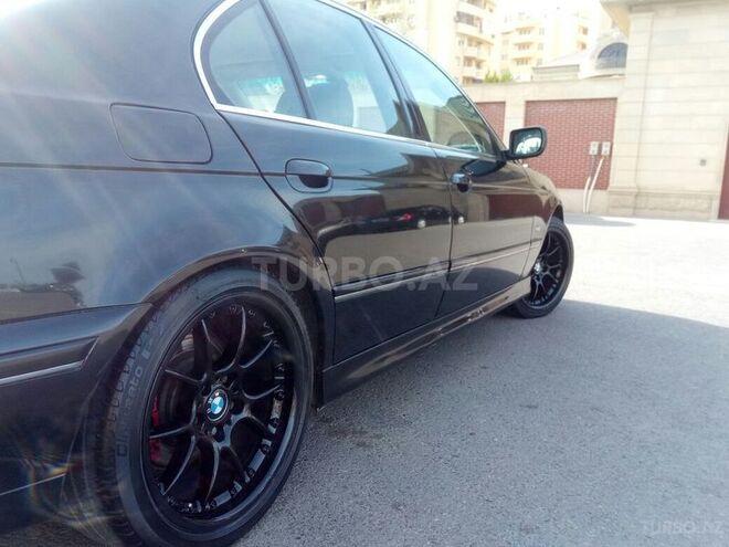 BMW 525 2001, 385,000 km - 2.5 l - Sumqayıt