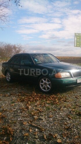 Mercedes C 220 1995, 20,000 km - 2.2 l - İsmayıllı