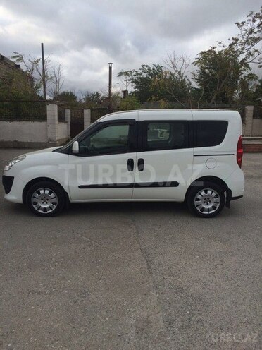 Fiat Doblo 2011, 141,772 km - 1.4 l - Bakı