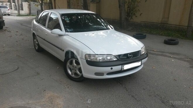 Opel Vectra 1998, 200,000 km - 2.0 l - Bakı