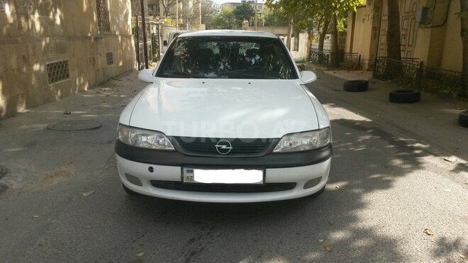 Opel Vectra 1998, 200,000 km - 2.0 l - Bakı