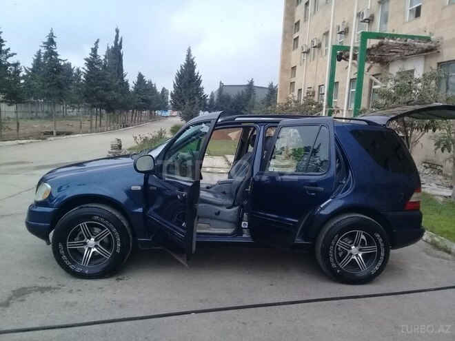Mercedes ML 320 2000, 222,000 km - 3.2 l - Bakı