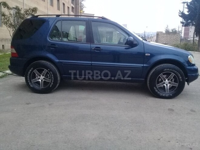 Mercedes ML 320 2000, 222,000 km - 3.2 l - Bakı
