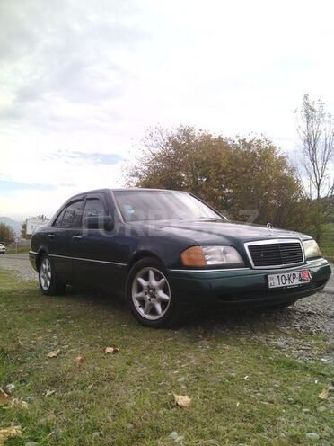 Mercedes C 220 1995, 200,000 km - 2.2 l - İsmayıllı