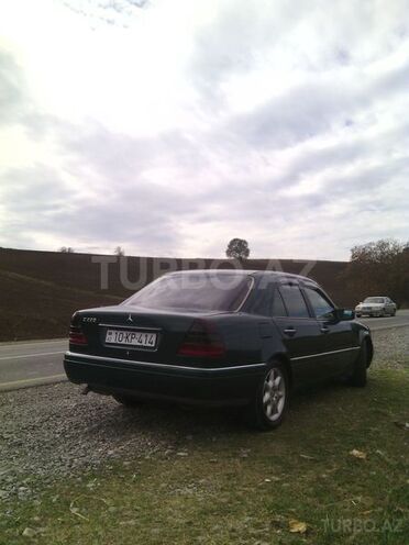 Mercedes C 220 1995, 200,000 km - 2.2 l - İsmayıllı