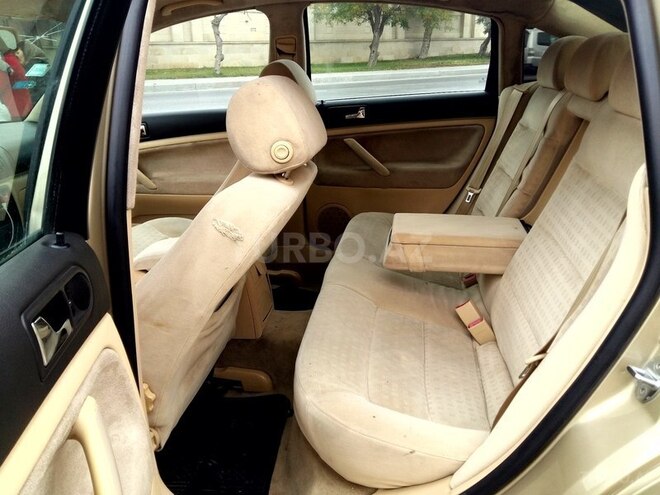 Volkswagen Passat 2001, 193,000 km - 1.8 l - Bakı