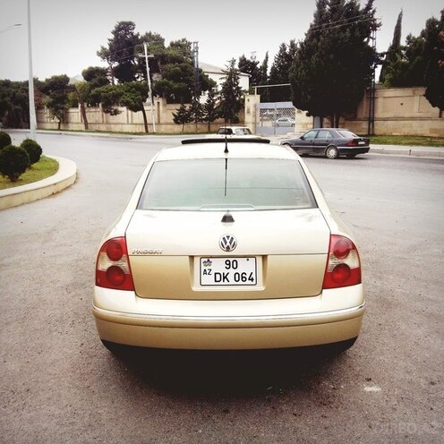 Volkswagen Passat 2001, 193,000 km - 1.8 l - Bakı