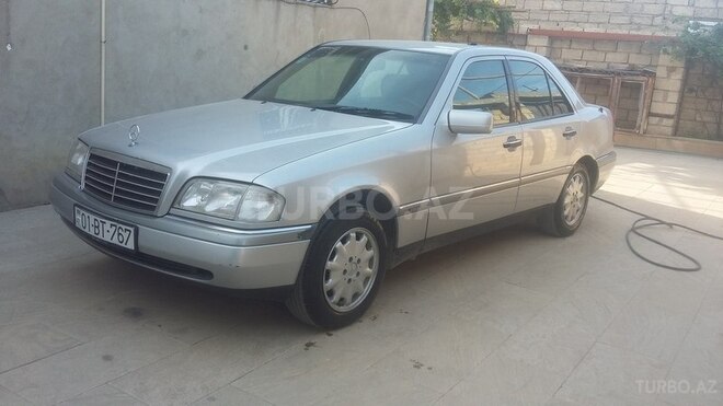 Mercedes C 230 1997, 195,632 km - 2.3 l - Bakı