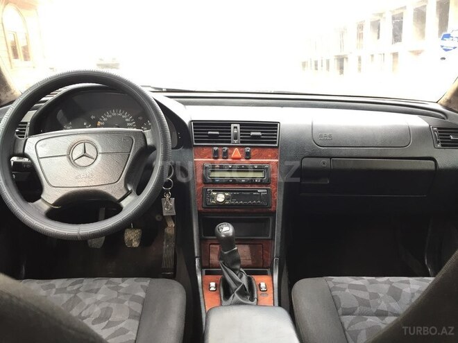 Mercedes C 200 1998, 401,000 km - 2.0 л - Bakı
