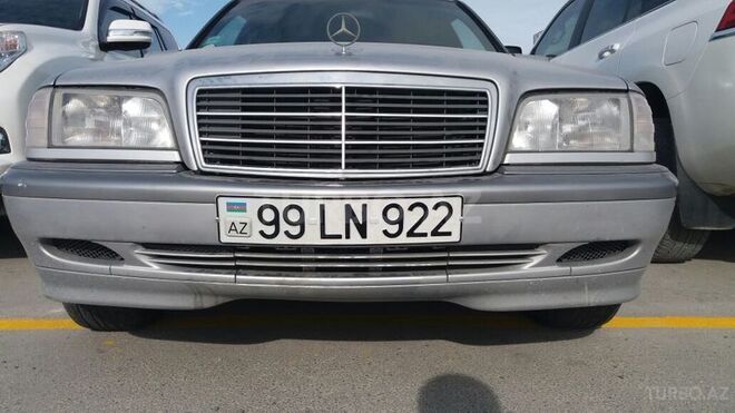 Mercedes C 200 2000, 178,000 km - 2.0 l - Bakı