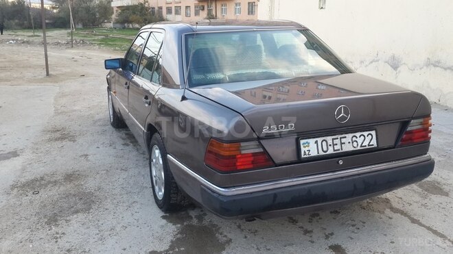 Mercedes E 250 1991, 650,000 km - 2.5 l - Bakı