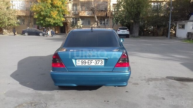 Mercedes C 180 1997, 175,000 km - 1.8 л - Bakı