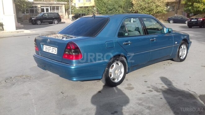 Mercedes C 180 1997, 175,000 km - 1.8 л - Bakı