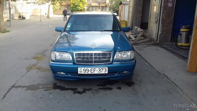 Mercedes C 180 1997, 175,000 km - 1.8 л - Bakı