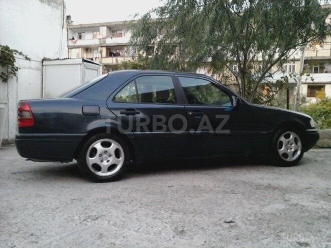 Mercedes C 180 1995, 398,000 km - 1.8 l - Bakı