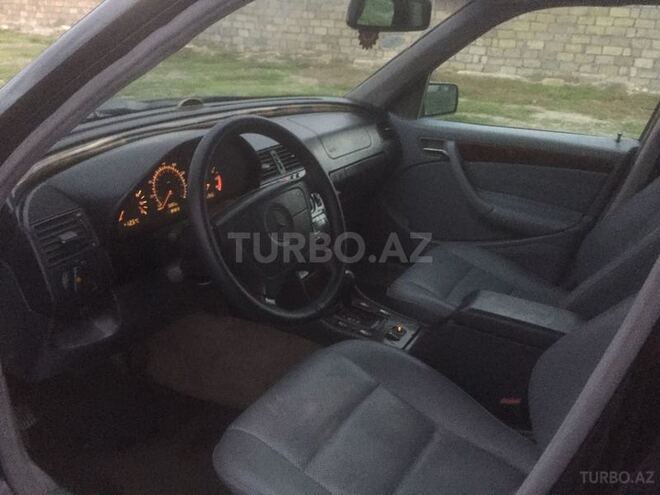 Mercedes C 230 1999, 267,000 km - 2.3 l - Sumqayıt