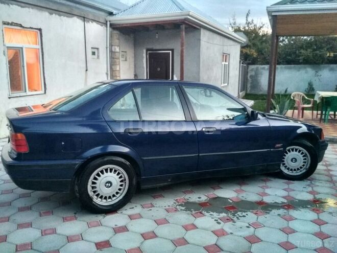 BMW 320 1995, 292,000 km - 0.2 l - Bərdə