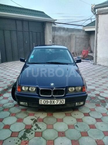 BMW 320 1995, 292,000 km - 0.2 l - Bərdə