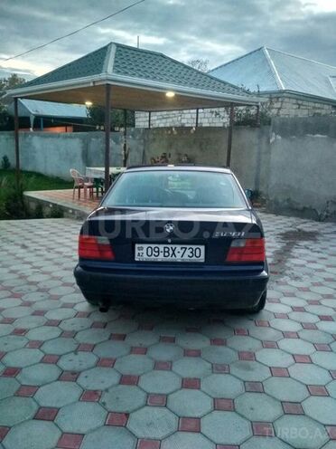 BMW 320 1995, 292,000 km - 0.2 l - Bərdə