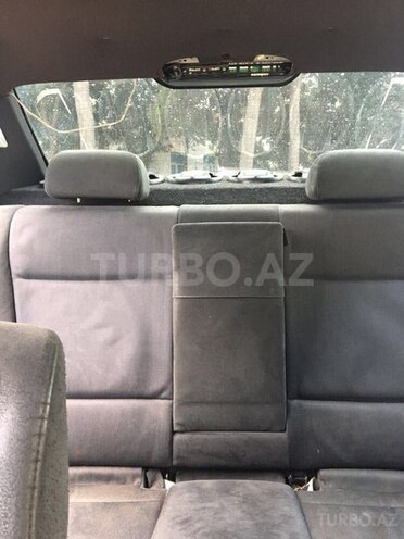 BMW 320 2001, 290,000 km - 2.0 l - Bakı