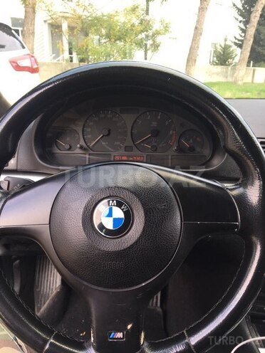 BMW 320 2001, 290,000 km - 2.0 l - Bakı