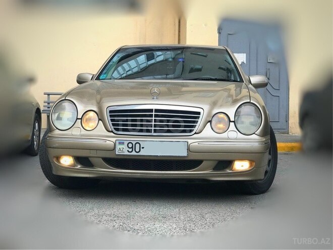Mercedes E 220 2001, 285,200 km - 2.2 l - Bakı