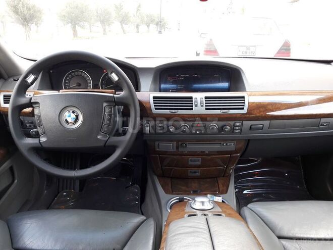BMW 745 2001, 230,000 km - 4.4 l - Bakı