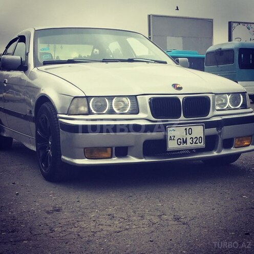 BMW 320 1993, 426,000 km - 0.2 l - Bakı