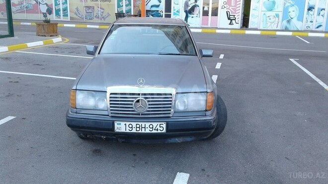 Mercedes E 200 1989, 196,278 km - 2.0 l - Bakı