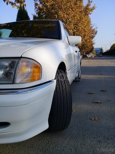 Mercedes C 230 1999, 118,500 km - 2.3 l - Beyləqan