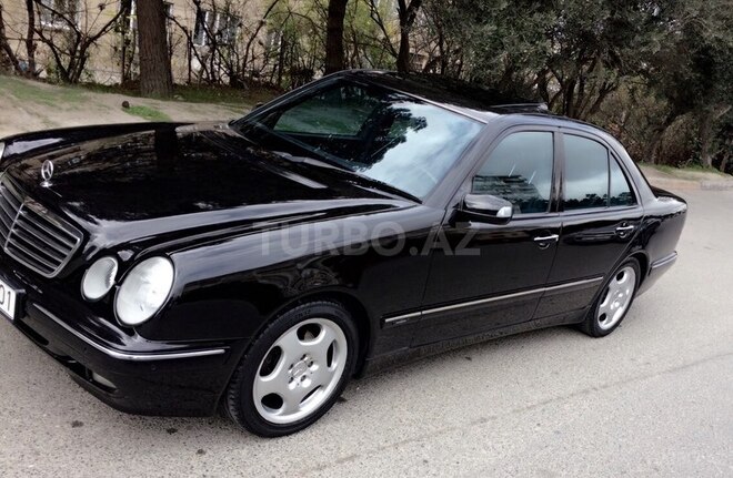 Mercedes E 240 1999, 300,000 km - 2.4 л - Bakı