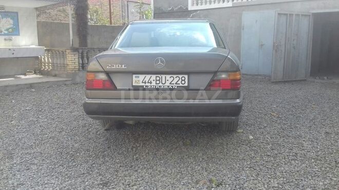 Mercedes E 230 1991, 1,276,632 km - 0.1 l - Masallı