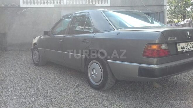 Mercedes E 230 1991, 1,276,632 km - 0.1 l - Masallı