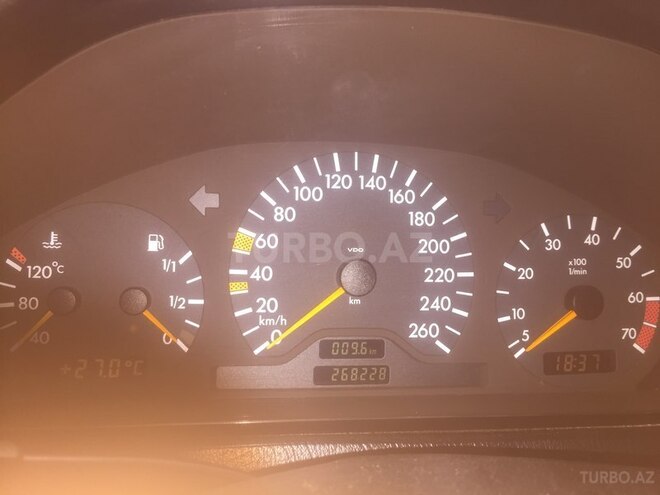 Mercedes C 240 1999, 272,000 km - 2.4 l - Bakı
