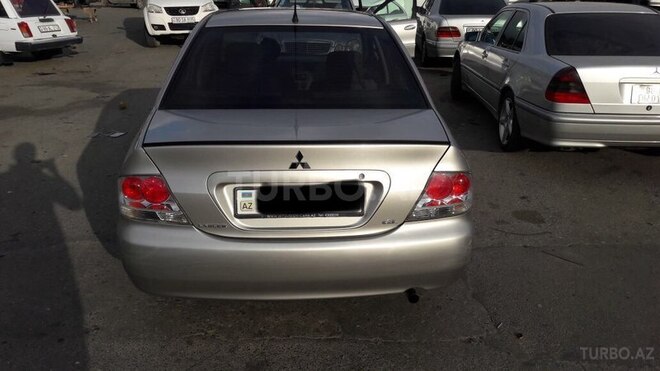Mitsubishi Lancer 2006, 208,000 km - 1.3 l - Bakı