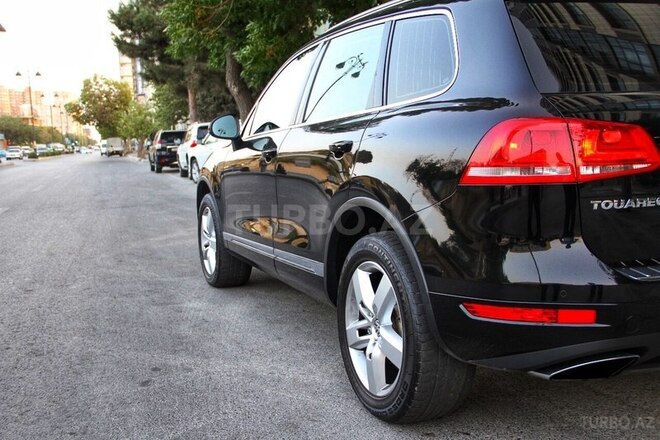 Volkswagen Touareg 2012, 80,000 km - 3.6 l - Bakı