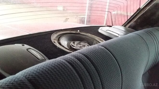 LADA (VAZ) 2106 1985, 350,000 km - 1.5 l - Salyan